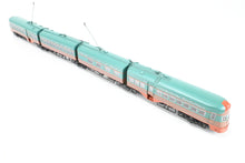 Load image into Gallery viewer, HO ConCor CNS&amp;M - North Shore Line &quot;Electroliner&quot; 4-Car Set Train No. 1 Units 801 - 802
