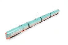 Load image into Gallery viewer, HO ConCor CNS&amp;M - North Shore Line &quot;Electroliner&quot; 4-Car Set Train No. 1 Units 801 - 802
