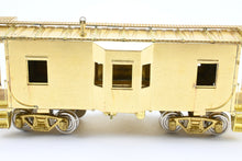 Load image into Gallery viewer, HO Brass Oriental Limited L&amp;N - Louisville &amp; Nashville Steel Caboose w/ Roof walk
