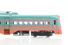 Load image into Gallery viewer, HO ConCor CNS&amp;M - North Shore Line &quot;Electroliner&quot; 4-Car Set Train No. 1 Units 801 - 802
