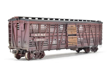 Load image into Gallery viewer, HO Brass Pecos River Brass ATSF - Santa Fe SK-S Stock Car C/P and Weathered
