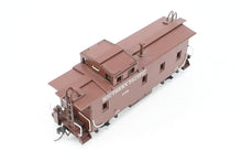 Load image into Gallery viewer, HO Brass CON PFM - SKI SP - Southern Pacific Steam Era C-40-3 Steel Caboose Factory Painted No. 1145
