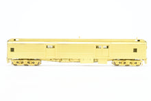 Load image into Gallery viewer, HO Brass W&amp;R Enterprises NP - Northern Pacific Baggage Car Nos. 1500 - 1515

