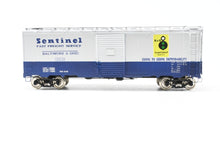 Load image into Gallery viewer, O Brass PSC - Precision Scale Co. B&amp;O - Baltimore &amp; Ohio AAR 40'Single Door Boxcar Factory Painted "Sentinel Service" No. 725748

