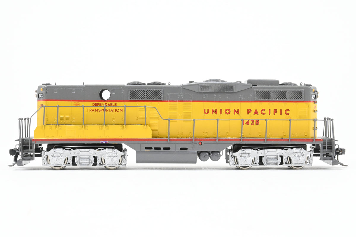 Copy of HO Brass Oriental Limited Various Roads EMD GP-9B Cabless B ...