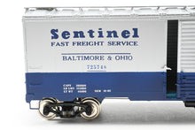 Load image into Gallery viewer, O Brass PSC - Precision Scale Co. B&amp;O - Baltimore &amp; Ohio AAR 40'Single Door Boxcar Factory Painted "Sentinel Service" No. 725748

