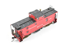 HO Brass OMI - Overland Models, Inc. NW - Norfolk & Western International Steel Caboose C/P in Private Road