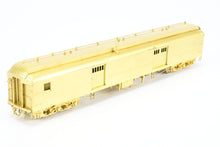 Load image into Gallery viewer, HO Brass W&amp;R Enterprises NP - Northern Pacific Truss Rod Baggage Car Nos. 1517 - 1576
