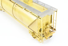 Load image into Gallery viewer, O Brass OMI - Overland Models, Inc. Various Roads North American Pd 3000-3 Covered Hopper

