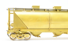 Load image into Gallery viewer, O Brass OMI - Overland Models, Inc. Various Roads North American Pd 3000-3 Covered Hopper
