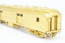 Load image into Gallery viewer, HO Brass W&amp;R Enterprises NP - Northern Pacific Truss Rod Baggage Car Nos. 1517 - 1576
