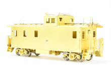 Load image into Gallery viewer, HO Brass OMI - Overland Models, Inc. GN - Great Northern Steel Caboose X256-268 1945 Era
