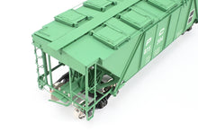 Load image into Gallery viewer, O Brass PSC - Precision Scale Co. PC - Penn Central H-30 Class Covered Hopper Factory Painted No. 875304
