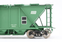 Load image into Gallery viewer, O Brass PSC - Precision Scale Co. PC - Penn Central H-30 Class Covered Hopper Factory Painted No. 875304
