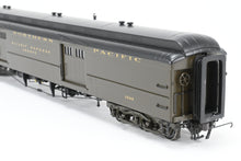 Load image into Gallery viewer, HO Brass W&amp;R Enterprises NP - Northern Pacific Truss Rod Baggage Car Nos. 1517 - 1576 Factory Painted Pullman Green No. 1543
