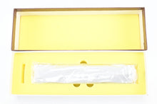 Load image into Gallery viewer, HO Brass W&amp;R Enterprises NP - Northern Pacific Truss Rod Baggage Car Nos. 1517 - 1576 Factory Painted Pullman Green No. 1543

