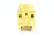 Load image into Gallery viewer, HO Brass OMI - Overland Models, Inc. GN - Great Northern Steel Caboose X274-294 1945 Era
