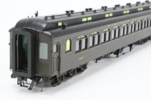 Load image into Gallery viewer, HO Brass W&amp;R Enterprises NP - Northern Pacific Truss Rod Coach 1000 Series Factory Painted Pullman Green No. 1042
