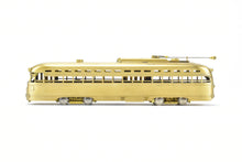 Load image into Gallery viewer, HO Brass WP Car Corp. Various Roads 1946 PCC Type-B Trolley With Blinker Doors
