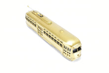 Load image into Gallery viewer, HO Brass WP Car Corp. Various Roads 1946 PCC Type-B Trolley With Blinker Doors
