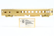 Load image into Gallery viewer, HO Brass Oriental Limited GN - Great Northern Streamlined "Empire Builder" Mountain Series Observation Less Skirts
