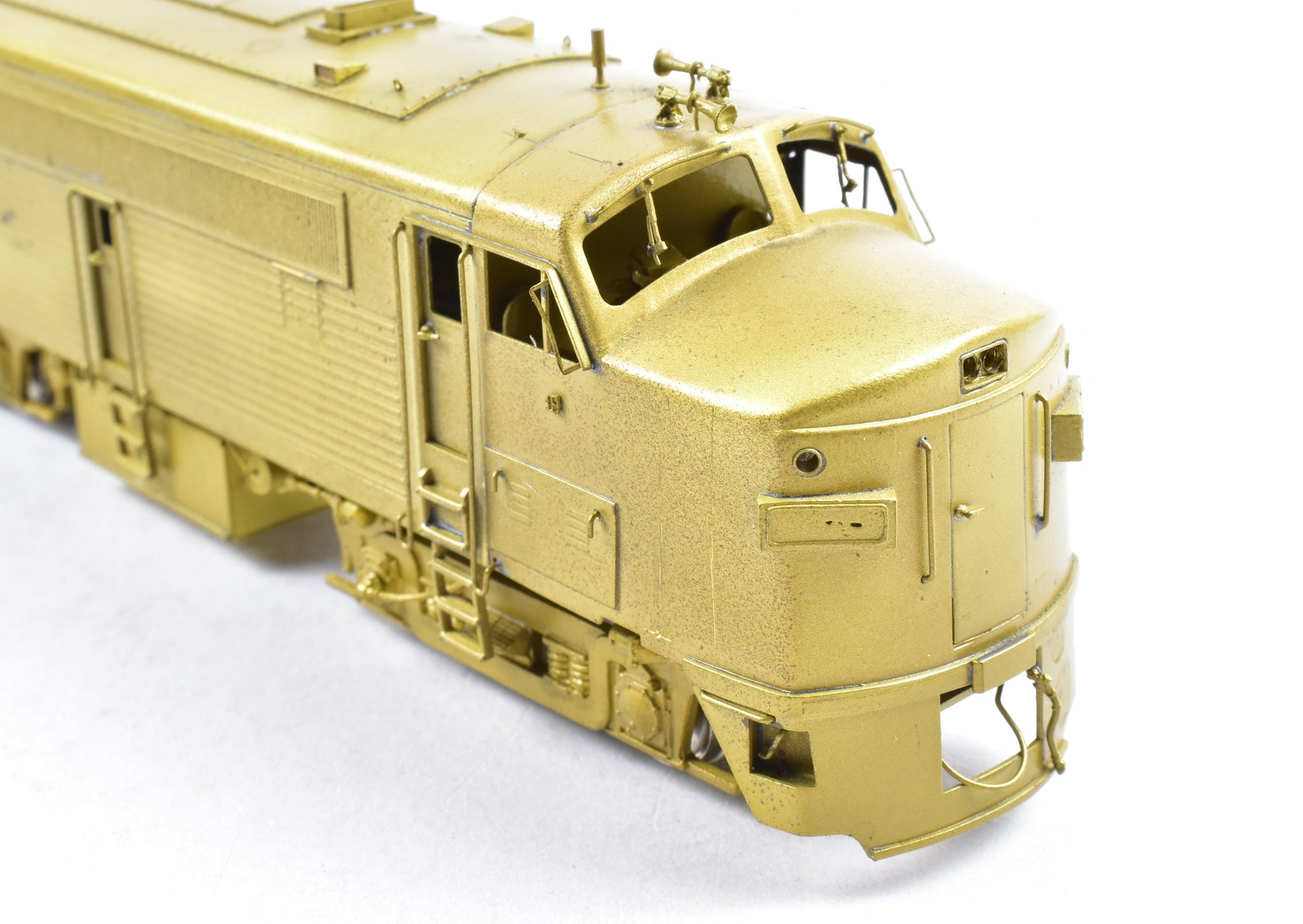 Sold at Auction: Pair of Overland Models HO brass Union Pacific CH-90-5  hoppers one painted and one unpainted