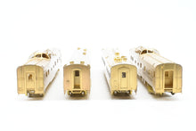 Load image into Gallery viewer, HO Brass Oriental Limited NP - Northern Pacific 1957 North Coast Limited 9-Car Set
