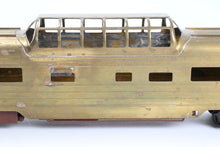 Load image into Gallery viewer, HO Brass S. Soho &amp; Co. GN - Great Northern #1320 Dome-Coach w/Upgraded Trucks
