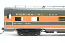 Load image into Gallery viewer, HO Brass Oriental Limited GN - Great Northern Streamlined "Empire Builder" Mountain Series Observation Skirted Custom Painted
