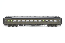 Load image into Gallery viewer, HO Brass W&amp;R Enterprises NP - Northern Pacific Lounge Coach Factory Painted Pullman Green No. 1732
