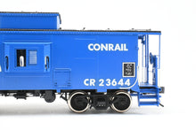Load image into Gallery viewer, O Brass OMI - Overland Models, Inc. CR - Conrail N8A Steel Caboose Bay Window and Cupola Pro-Painted No. 23644 RARE!
