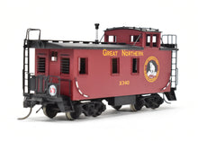 Load image into Gallery viewer, HO Brass CON Oriental Limited GN - Great Northern Caboose X330-749 C/P #X340
