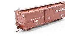 Load image into Gallery viewer, HOn3 Rail Line D&amp;RGW - Denver &amp; Rio Grande Western 30' Box Car Custom Built &amp; Painted Flying Rio Grande No. 3004 NO BRAKE WHEEL
