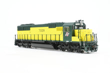 Load image into Gallery viewer, HO Brass OMI - Overland Models, Inc. C&amp;NW - Chicago &amp; Northwestern EMD SD50 FP No. 7009
