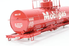 Load image into Gallery viewer, O Brass PSC - Precision Scale Co. Various Roads ACF 8,000 Gallon Insulated Tank Car Factory Painted Red WSRX - Mobilgas No. 238
