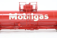 Load image into Gallery viewer, O Brass PSC - Precision Scale Co. Various Roads ACF 8,000 Gallon Insulated Tank Car Factory Painted Red WSRX - Mobilgas No. 238
