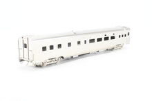 Load image into Gallery viewer, HO Brass Oriental Limited ATSF - Santa Fe &quot;Super Chief&quot; Cars Sleeper Laguna or Isleta
