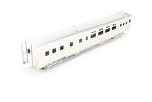 Load image into Gallery viewer, HO Brass Oriental Limited ATSF - Santa Fe &quot;Super Chief&quot; Cars Sleeper Laguna or Isleta
