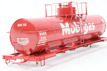 Load image into Gallery viewer, O Brass PSC - Precision Scale Co. Various Roads ACF 8,000 Gallon Insulated Tank Car Factory Painted Red WSRX - Mobilgas No. 238
