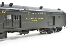 Load image into Gallery viewer, HO Brass PSC - Precision Scale Co. SP - Southern Pacific Harriman Common Standard Horse Car 70-BH-1 FP #7217
