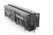 Load image into Gallery viewer, HOn3 Rail Line D&amp;RGW - Denver &amp; Rio Grande Western 30' Stock Car Custom Built &amp; Painted Flying Rio Grande No. 5826 NO BRAKE WHEEL
