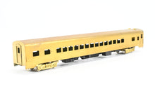 Load image into Gallery viewer, HO Brass Oriental Limited NP - Northern Pacific North Coast Limited 56-Seat Coach #500 w/o Skirts
