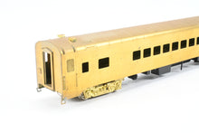 Load image into Gallery viewer, HO Brass Oriental Limited NP - Northern Pacific North Coast Limited 56-Seat Coach #500 w/o Skirts
