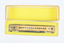 Load image into Gallery viewer, HO Brass Oriental Limited NP - Northern Pacific North Coast Limited 56-Seat Coach #500 w/o Skirts
