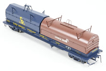 Load image into Gallery viewer, O Brass OMI - Overland Models, Inc. C&amp;O - Chesapeake &amp; Ohio Evans Steel Coil Steel Car w/full Walkways &amp; Angled Covers. With C&amp;O and Contrail Hoods Factory Painted No. 306521
