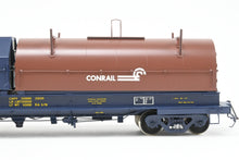 Load image into Gallery viewer, O Brass OMI - Overland Models, Inc. C&amp;O - Chesapeake &amp; Ohio Evans Steel Coil Steel Car w/full Walkways &amp; Angled Covers. With C&amp;O and Contrail Hoods Factory Painted No. 306521
