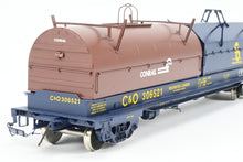 Load image into Gallery viewer, O Brass OMI - Overland Models, Inc. C&amp;O - Chesapeake &amp; Ohio Evans Steel Coil Steel Car w/full Walkways &amp; Angled Covers. With C&amp;O and Contrail Hoods Factory Painted No. 306521
