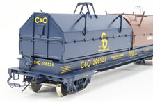 Load image into Gallery viewer, O Brass OMI - Overland Models, Inc. C&amp;O - Chesapeake &amp; Ohio Evans Steel Coil Steel Car w/full Walkways &amp; Angled Covers. With C&amp;O and Contrail Hoods Factory Painted No. 306521
