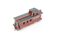 Load image into Gallery viewer, HOn3 MRGS - Model Railroad General Store D&amp;RGW - Denver &amp; Rio Grande Western Long Caboose Custom Built &amp; Painted Flying Rio Grande No. 0505
