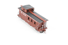 Load image into Gallery viewer, HOn3 MRGS - Model Railroad General Store D&amp;RGW - Denver &amp; Rio Grande Western Long Caboose Custom Built &amp; Painted Flying Rio Grande No. 0505
